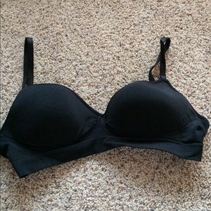 G&M black nursing bra